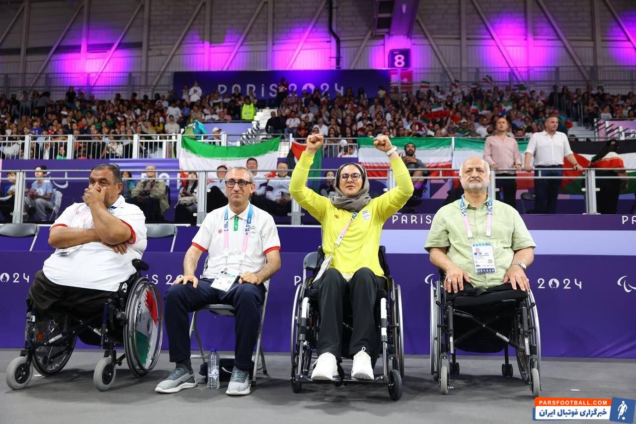 انتقاد از فدراسیونی که دفتر کار شده/ به مترجم مدرک مربیگری دادند