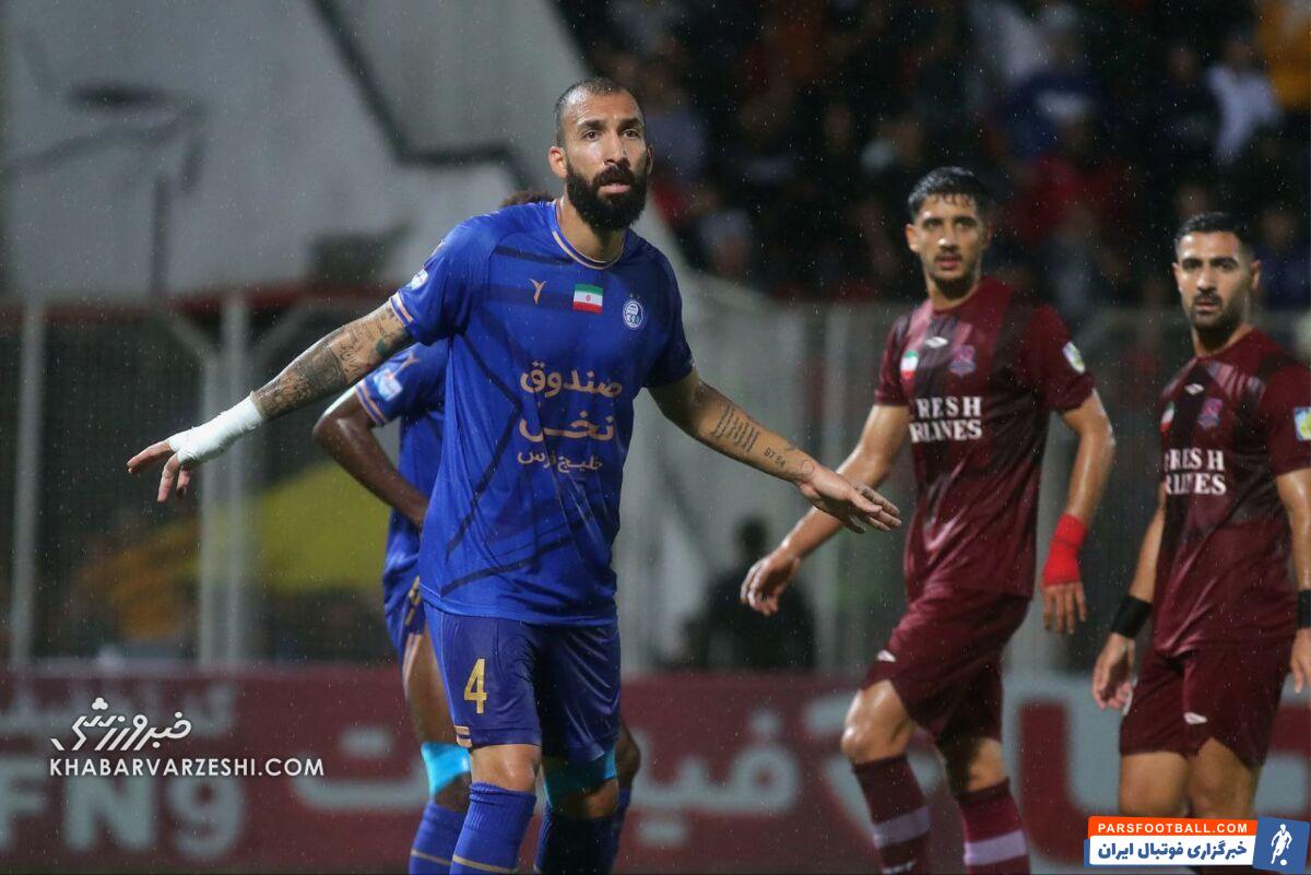 جواد نکونام و تعارفی که با خودش دارد؛ این فصل چقدر زود استقلال تغییر سیستم داد/ راز عصبانیت روزبه چشمی؛ کاپیتان این پست را دوست ندارد!