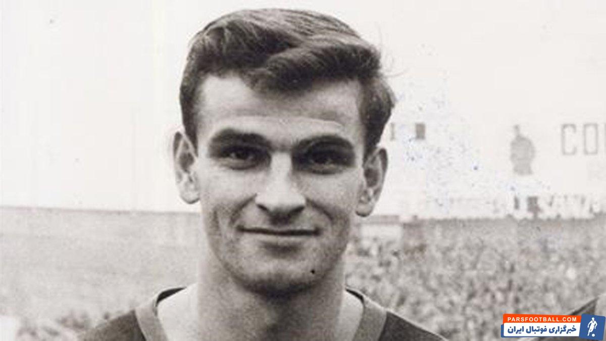 کوچیش در پیراهن بارسلونا