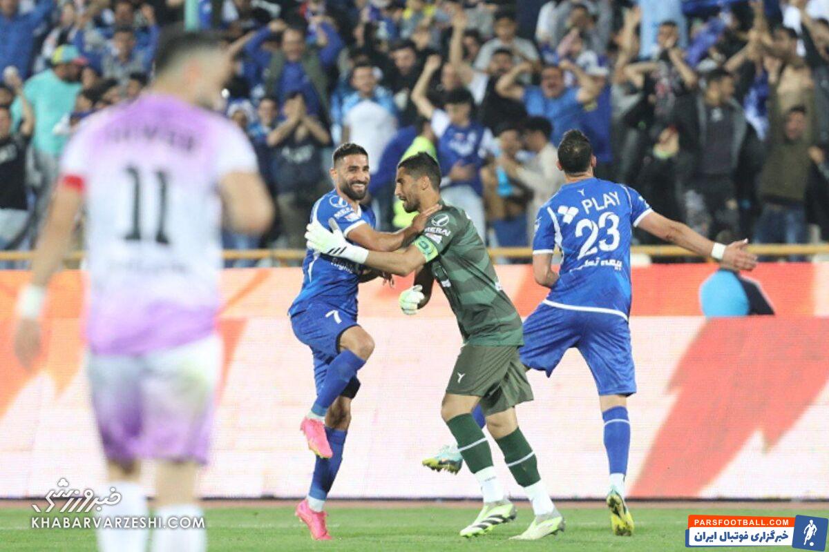 مهرداد محمدی به هوادار رسید/ شماره ۷ استقلال آشنا با دروازه تیم مهدی رحمتی