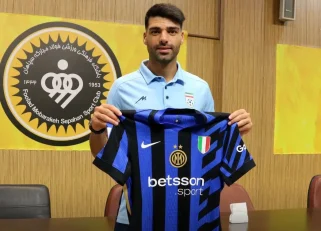 مهدی طارمی ستاره اینتر : پیراهن خودم را تقدیم موزه سپاهان کردم