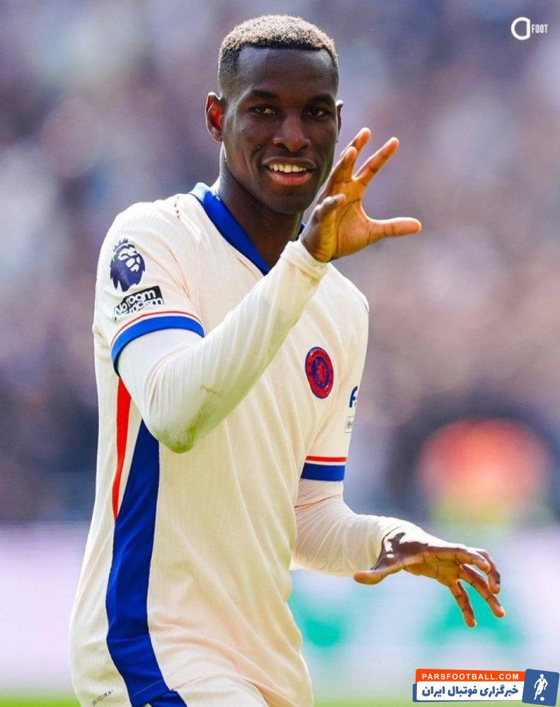 چلسی ؛ شادی گل نیکلاس جکسون هاجم چلسی به تقلید از مایکل جکسون