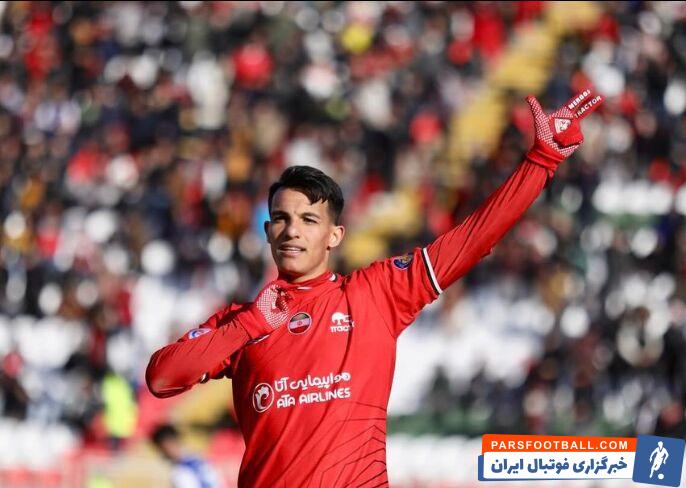 تراکتور ؛ اشک های امیرحسین حسینزاده پس از اخراج در دیدار برابر ذوب اهن