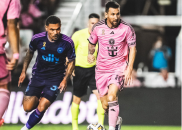 مسی ؛ خوشحالی گل لیونل مسی در دیدار برابر شارلوت به سبک مرد آهنی