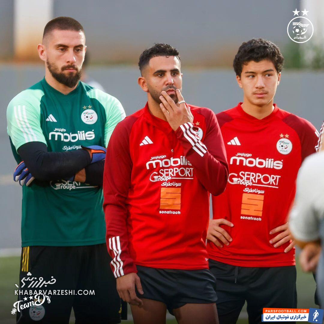 عکس| الکسی گندوز در تمرین الجزایر کنار ستاره سابق سیتی