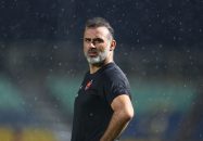 کلیپ امضا دادن سیدجلال حسینی به هواداران پرسپولیس پس از برد مقابل شمس آذر