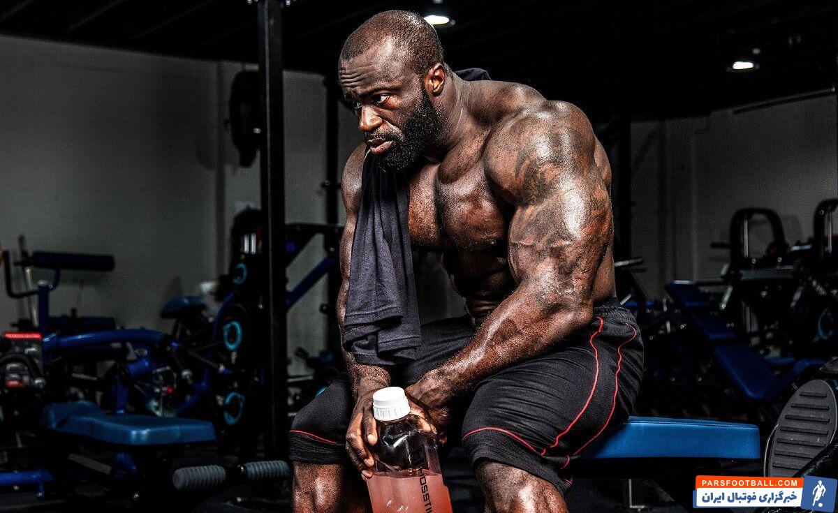 سمسون داودا کیست؟ برنده مستر المپیا ۲۰۲۴ را بیشتر بشناسید/ این کوه عضله هادی چوپان را شکست داد