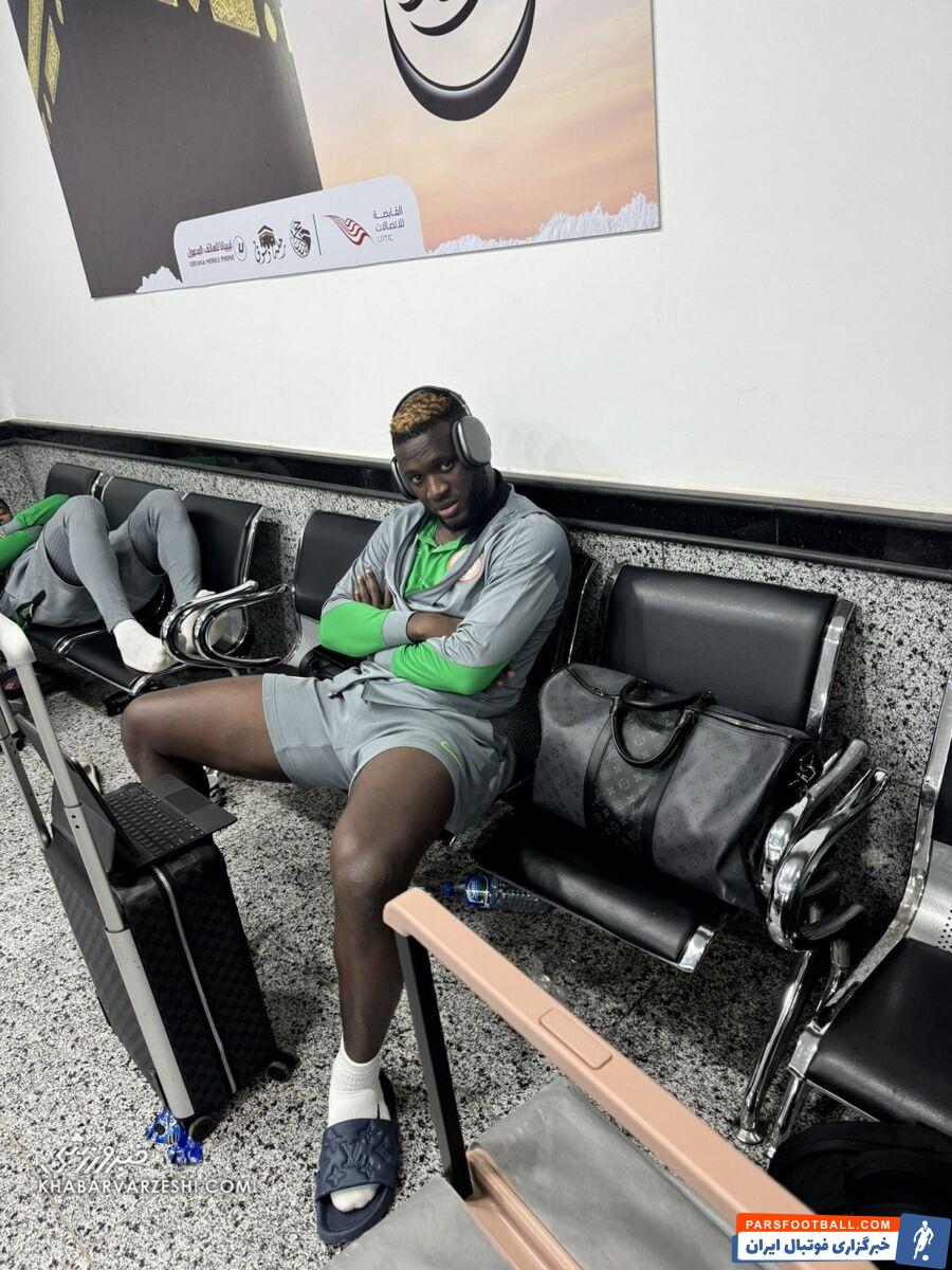 گرفتار شدن بازیکنان ملی‌پوش در فرودگاه/ ۱۳ ساعت بدون آب و غذا! +عکس