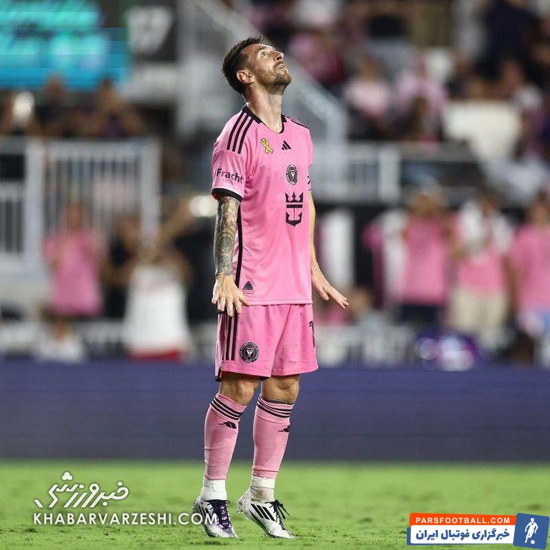 پسر عربستانی از مسی تقلید کرد/ مردان آهنی، از آمریکا تا آسیا! +عکس