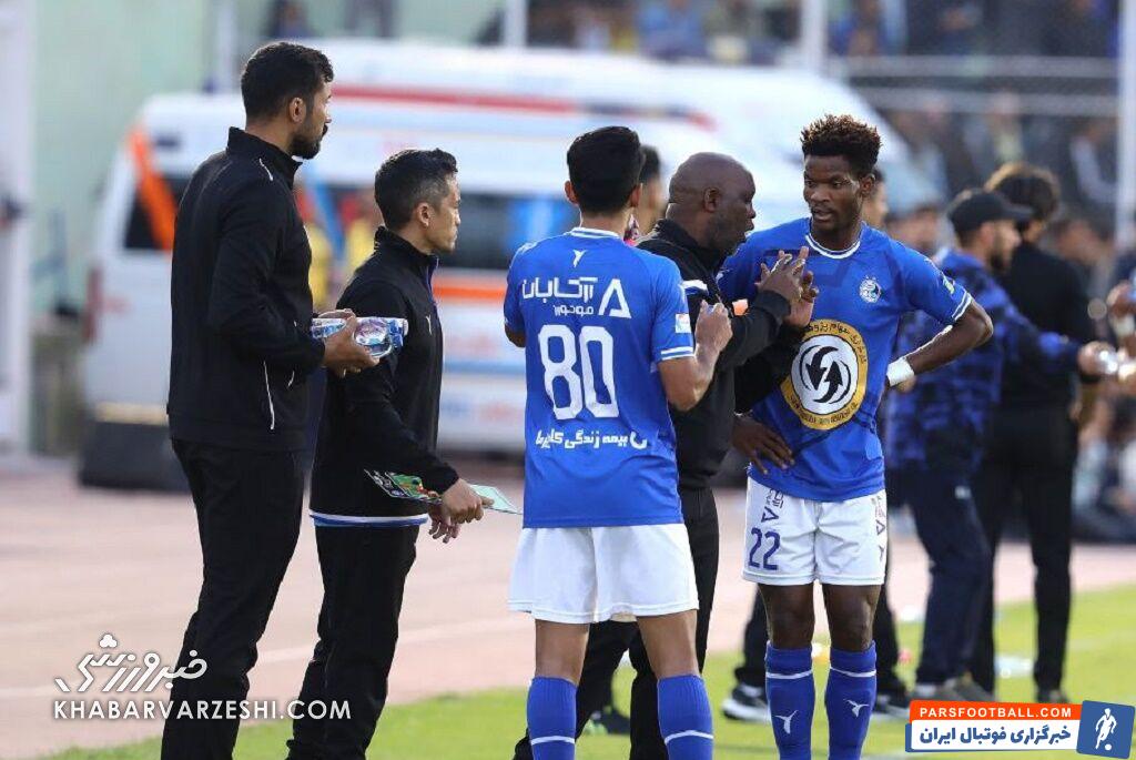 شاهرخ بیانی: یکی از مشکلات اصلی استقلال «رامین رضاییان» است/ با این مدیریت باید مراقب باشیم تیم سقوط نکند!/ وقتی جباری را در آن وضعیت دیدم دلم گرفت