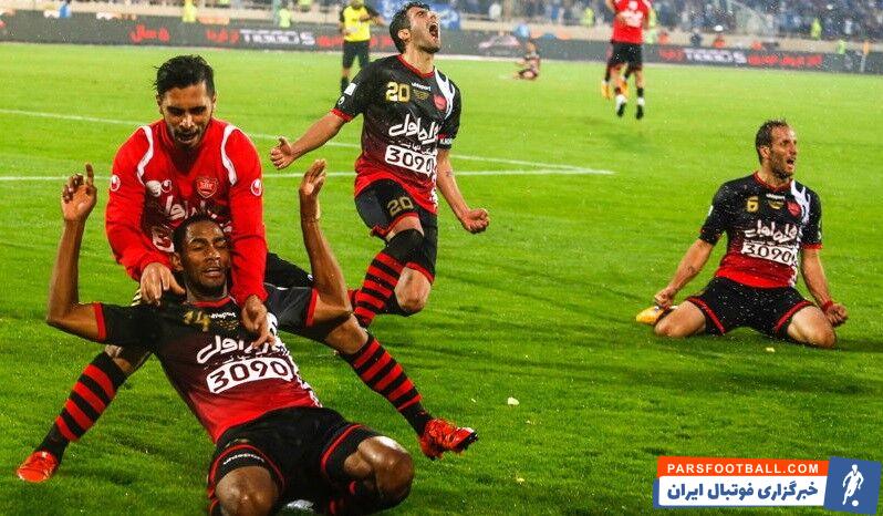 تساوی دربی در بازی جنجالی/ سرمربی استقلال: داور آن‌قدر سوت نزد تا پرسپولیس گل زد!