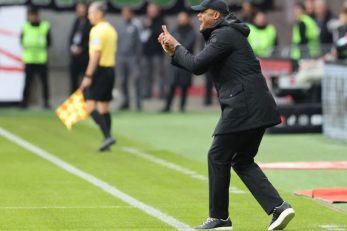 بایرن مونیخ ؛ اختلاف نظر بین مدیران بایرن مونیخ بر سر ونسان کمپانی