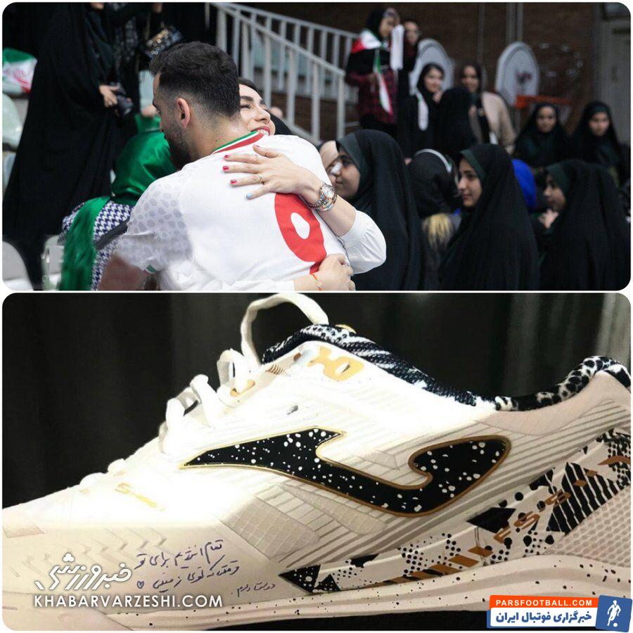 عکس| ستاره ایرانی برنده توپ طلا در آغوش همسرش/ پیام ویژه این زن روی کفش ستاره تیم ملی