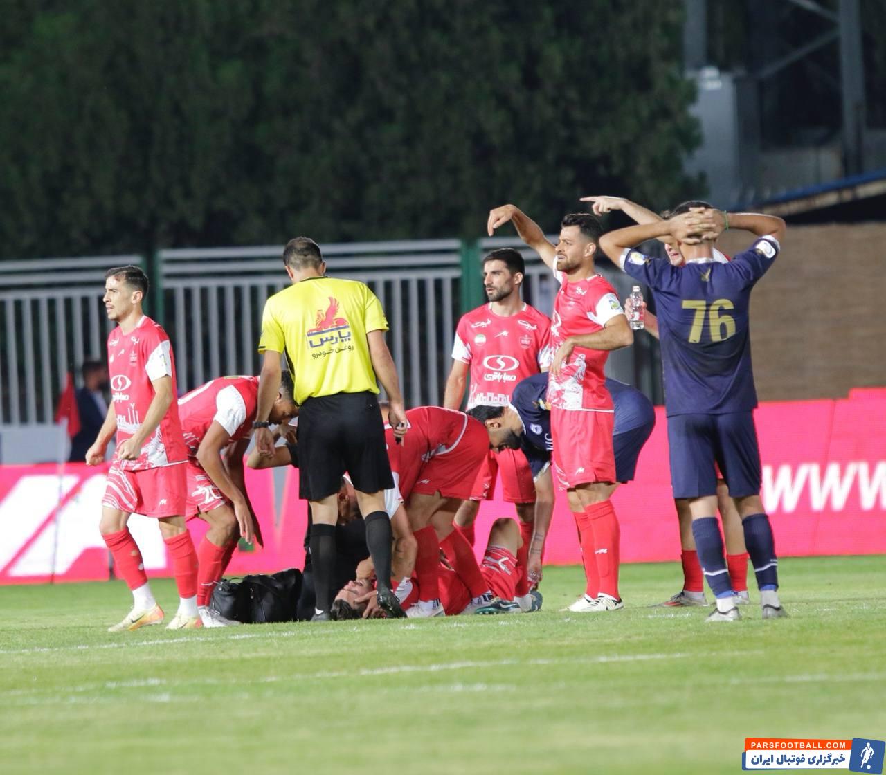 پرسپولیس ؛ تصاویری از لحظه مصدومیت سروش رفیعی و فریاد های بلند او از درد