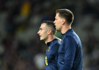 بارسلونا ؛ اینیاکی پنیا، دروازهبان بارسلونا : وویچک شرنی رقیب خوبی برای من است