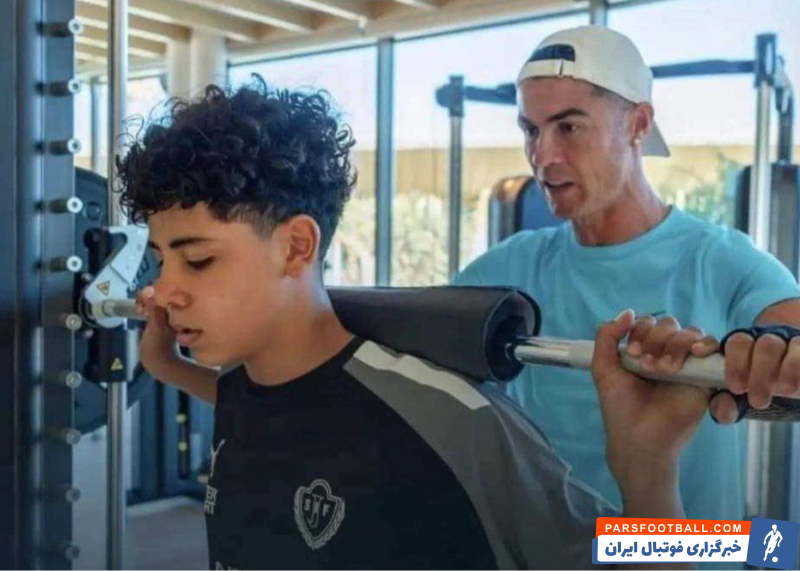 گارناچو ؛ تصویری از کریستیانو رونالدو جونیور با پیراهن گارناچو