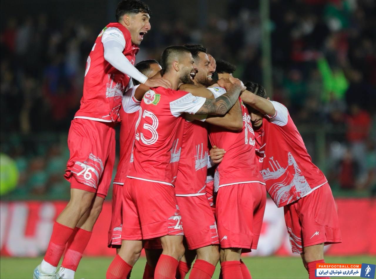 پرسپولیس ؛ تصاویری از شادی گل وحید امیری بازیکن پرسپولیس برابر شمس آذر 