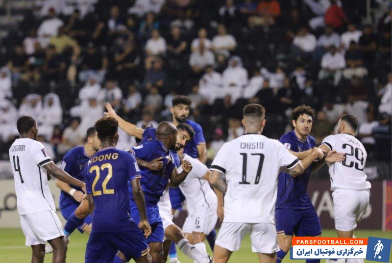 استقلال در سه بازی متوالی مرتکب خطای پنالتی شده است