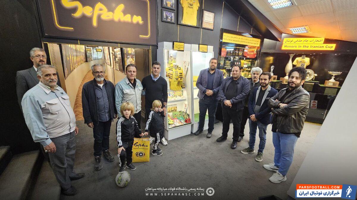 افتتاح ویترین مهدی کریمیان در موزه سپاهان +عکس