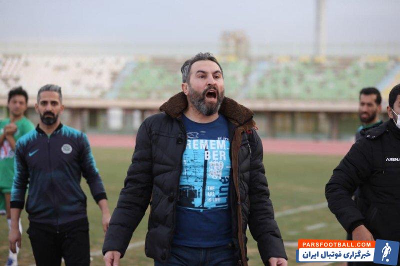 علی لطیفی : امیدوارم استقلال برابر الاهلی آبرومندانه بازی کند