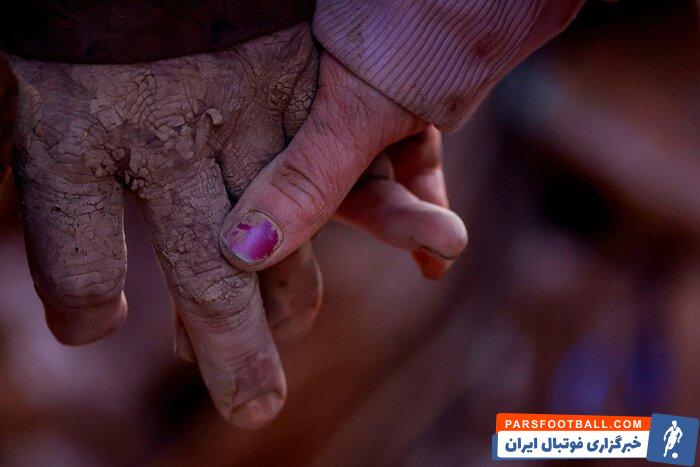 سردرگمی مرد اسپانیایی روی نیمکت پرسپولیس در روز داغ ابدی تیلور بر پیشانی کشتی ایران