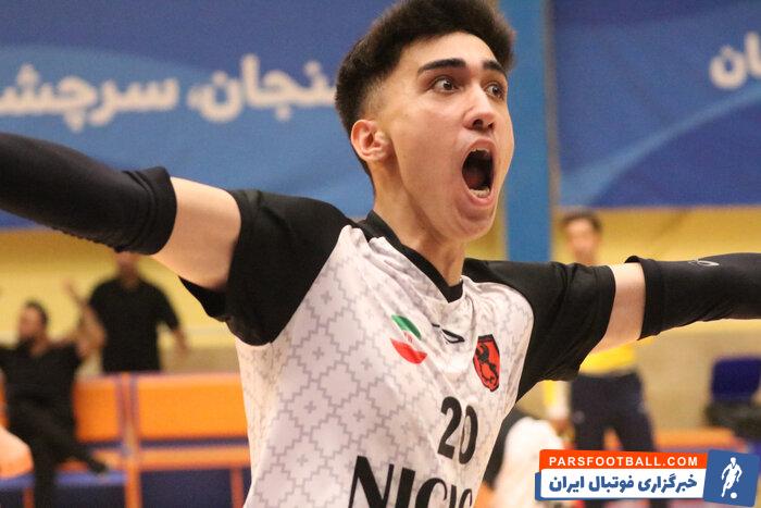 شکست استقلال و تساوی پرسپولیس در آسیا در روز روایت سعدالله‌یف از مبارزه با کامران قاسمپور