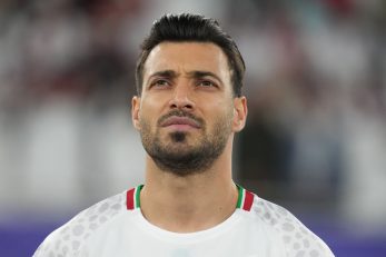 شجاع خلیل‌زاده کاپیتان تراکتور زیر نظر کادر پزشکی به دلیل ضربه بازیکن گل گهر