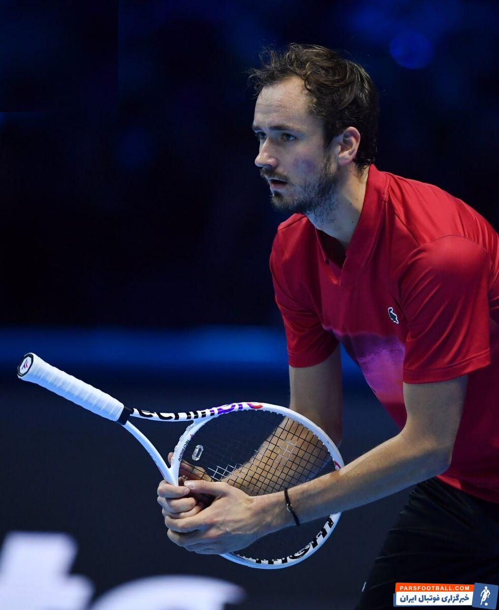 دیوانگی باورنکردنی ستاره مشهور دنیای ورزش/ تماشاگران در شوک؛‌ این ورزشکار دچار فروپاشی روانی شد! +ویدیو