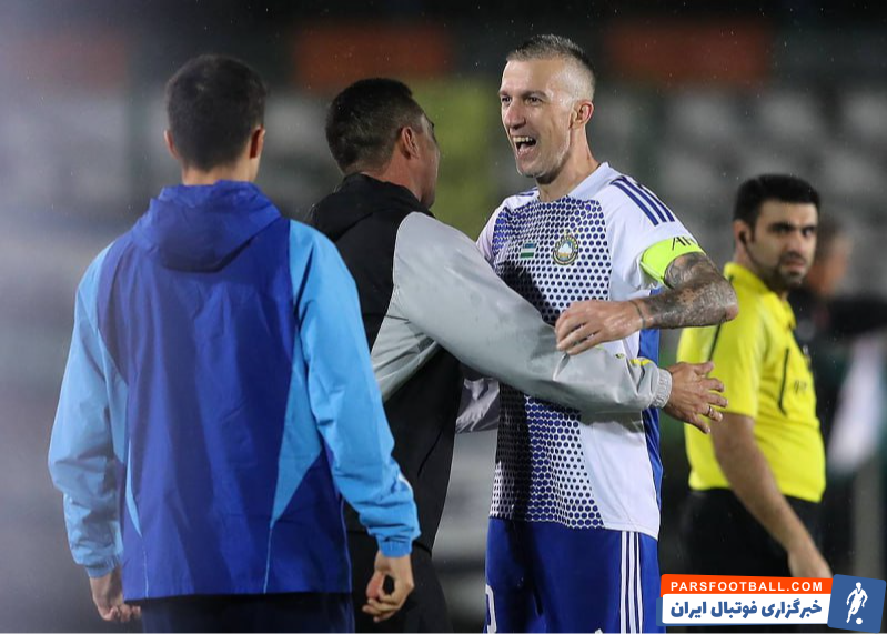 سرمربی پاختاکور در واکنش به شایعات درگیری با چران: کسانی که من را میشناسند میدانند که اهل درگیری نیستم