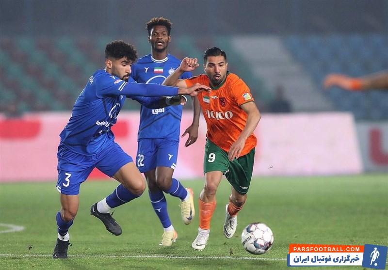 اکبرپور : هنوز هم استقلال شانس قهرمانی یا بازگشت به کورس مدعیان را دارد