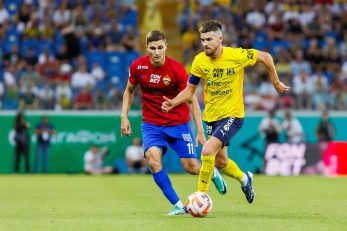 روستوف در حضور محمد محبی مقابل حریفش به برتری رسید