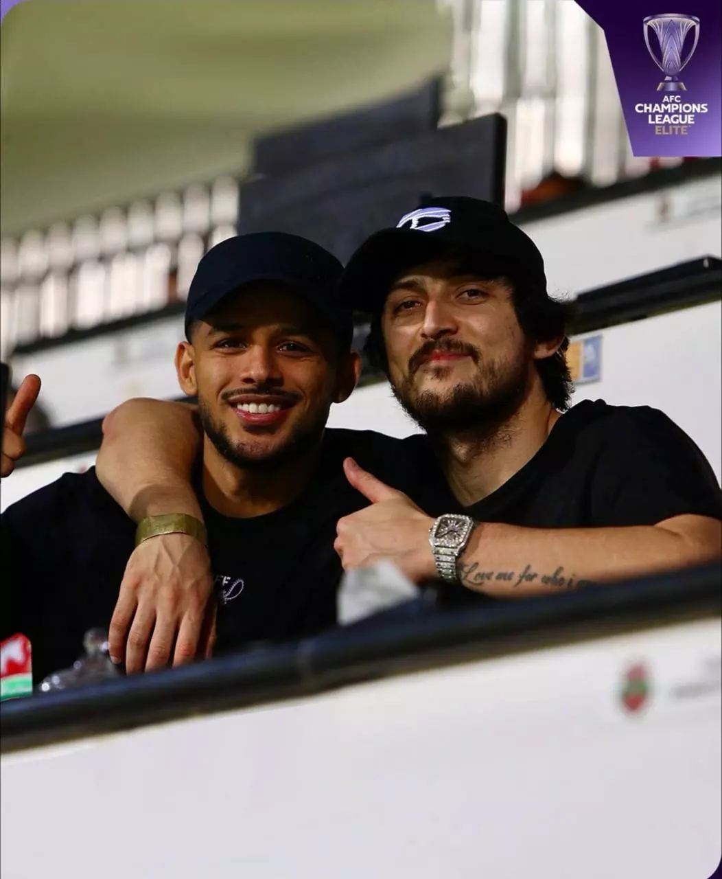 استقلال ؛ سردار آزمون و مهدی قایدی تماشاگر دیدار استقلال مقابل پاختاکور