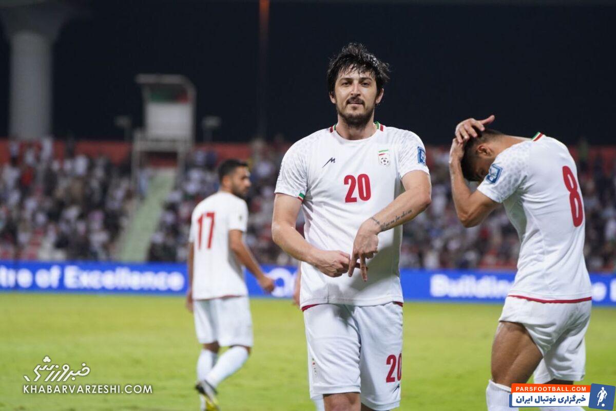 خداداد عزیزی در گفتگو با روزنامه خبرورزشی؛ از برد ۴- یک تیم ملی ایران مقابل قطر کیف کردم/ مگر قلعه‌نویی از کی‌روش انتقاد نمی‌کرد؟ حالا من هم انتقاد دارم!