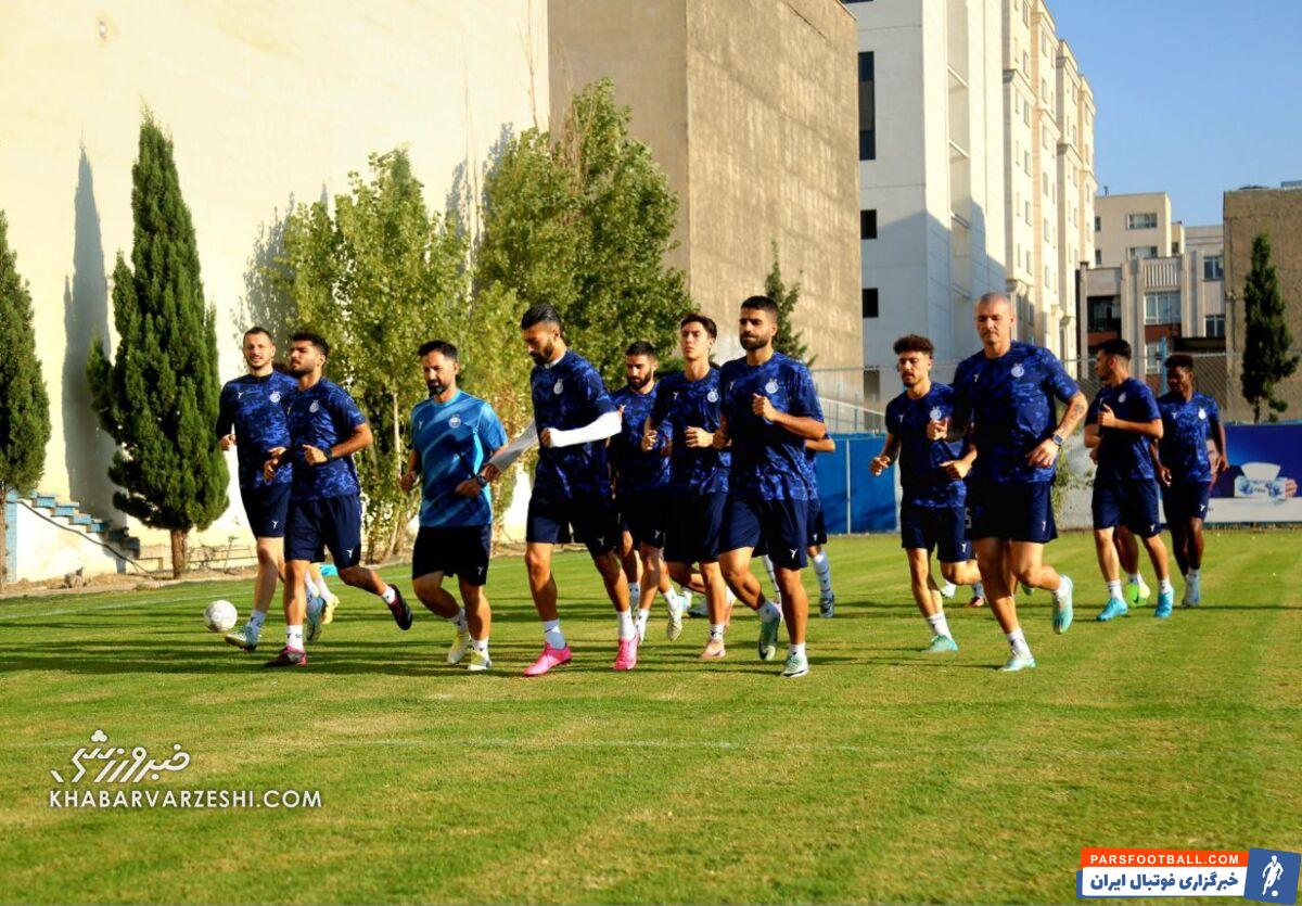 کاش استقلال هم مثل تیم ملی برنده می‌شد/ نگران نیمه دوم بازی با پاختاکور هستم/ نصف نتایج بد استقلال حاصل بدنسازی است