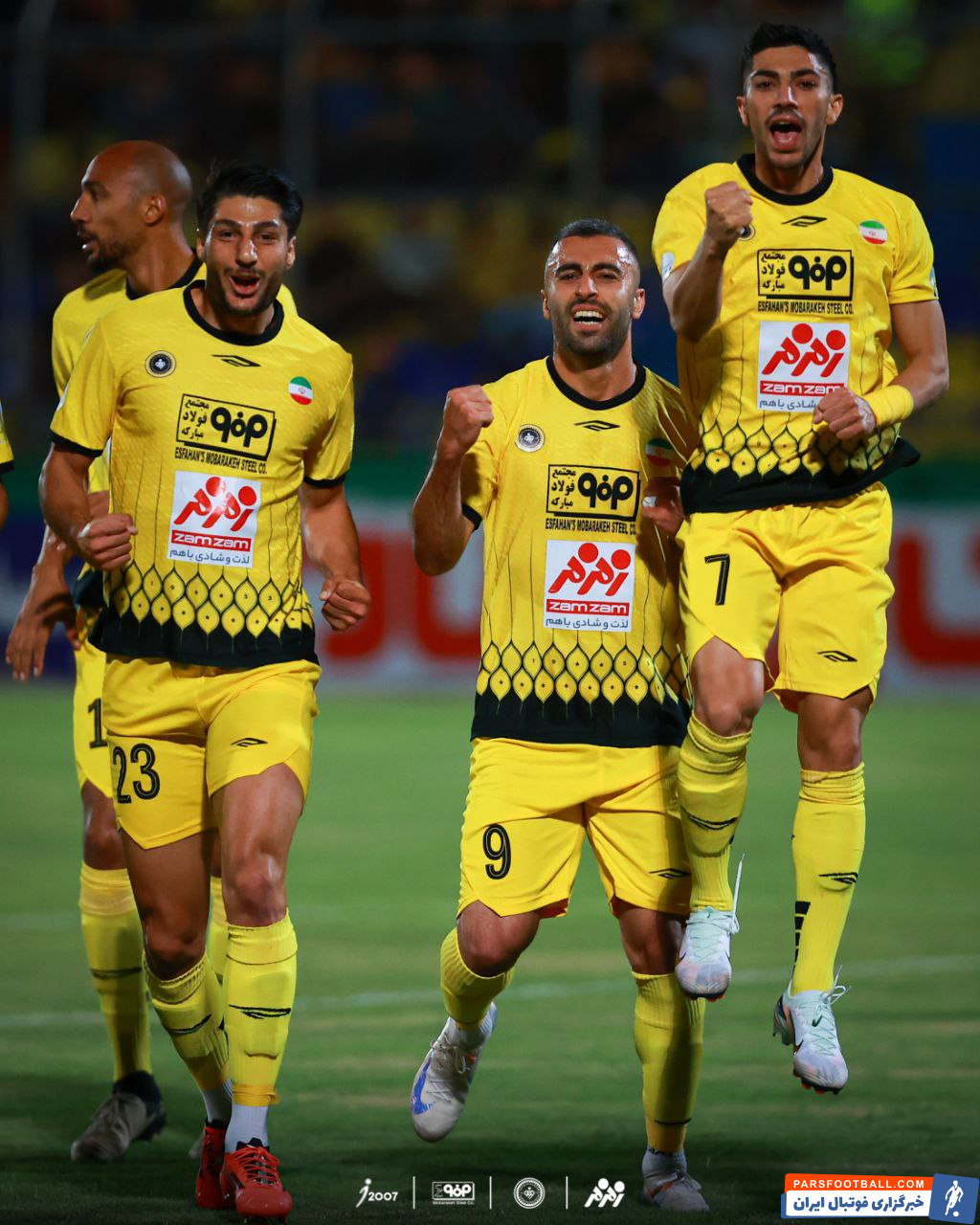 برتری سخت مدافع عنوان قهرمانی در جم؛ سپاهان به یک‌هشتم رسید