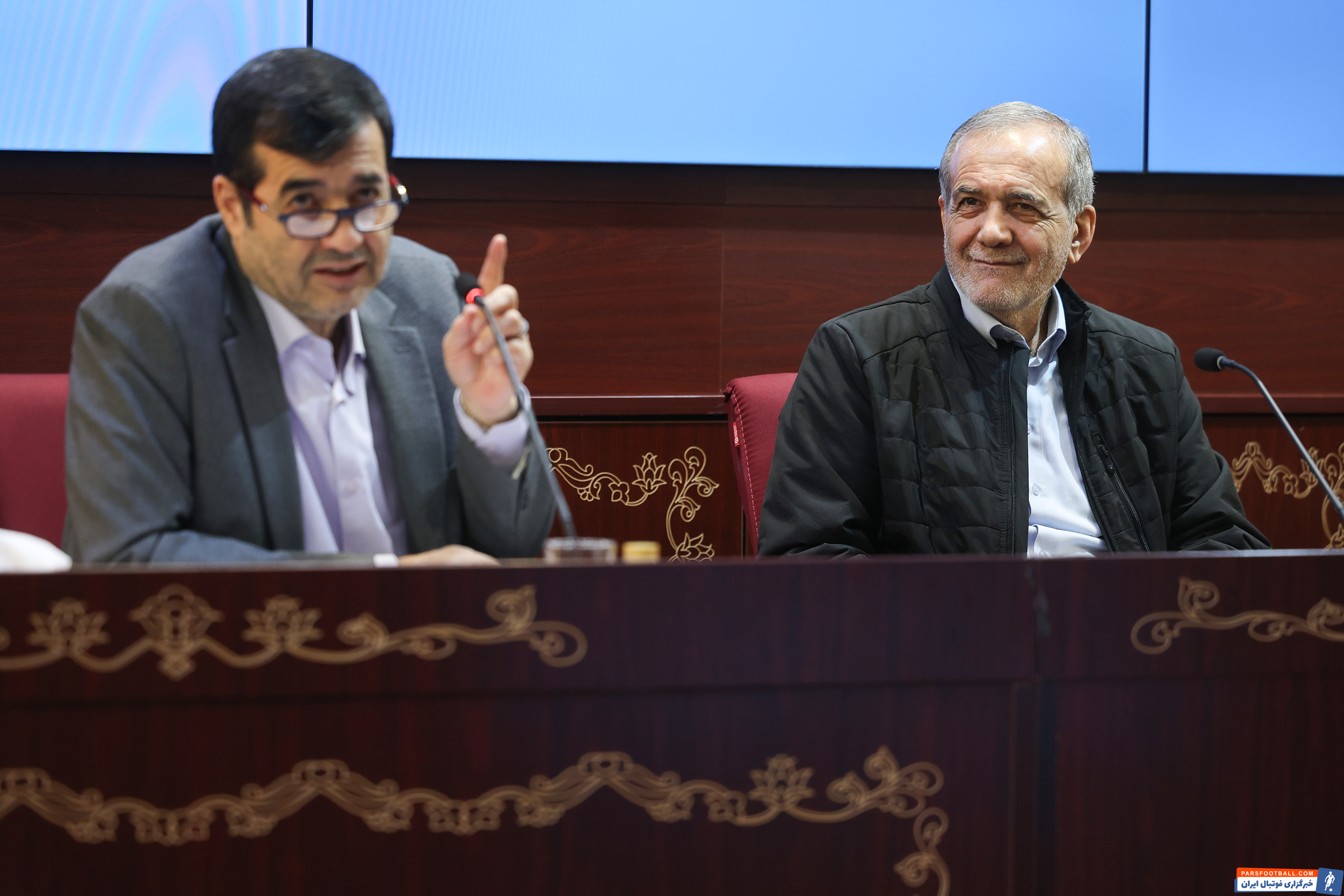 انحصارزدایی از اماکن ورزشی دستگاه‌های اجرایی در راستای اجرای عدالت در ورزش