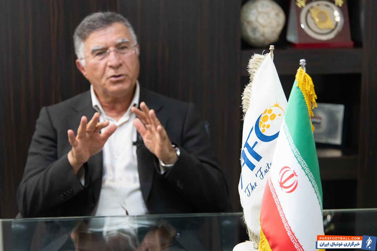 اگر تیمملی محبوب نیست به دلیل اتفاقهای سیاسی است/نسخه عجیب علی دایی برای تحمل انتقادهای کشنده