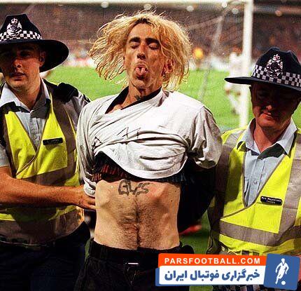 کوه استوار تیم ملی ایران را در روز حماسه بزرگ ببینید/ حمله یک دیوانه به احمدرضا عابدزاده؛ این تازه شروع ماجرا بود...