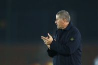 پرسپولیس ؛ کلیپ عکس یادگاری گرفتن گاریدو سرمربی پرسپولیس با هواداران