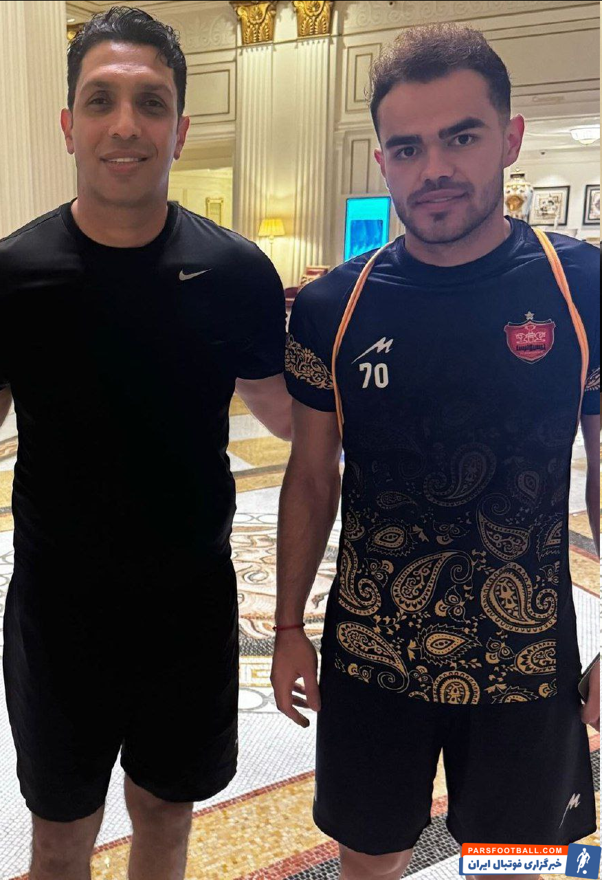 مدافع سابق تیم فوتبال پرسپولیس در جمع سرخپوشان حضور یافت