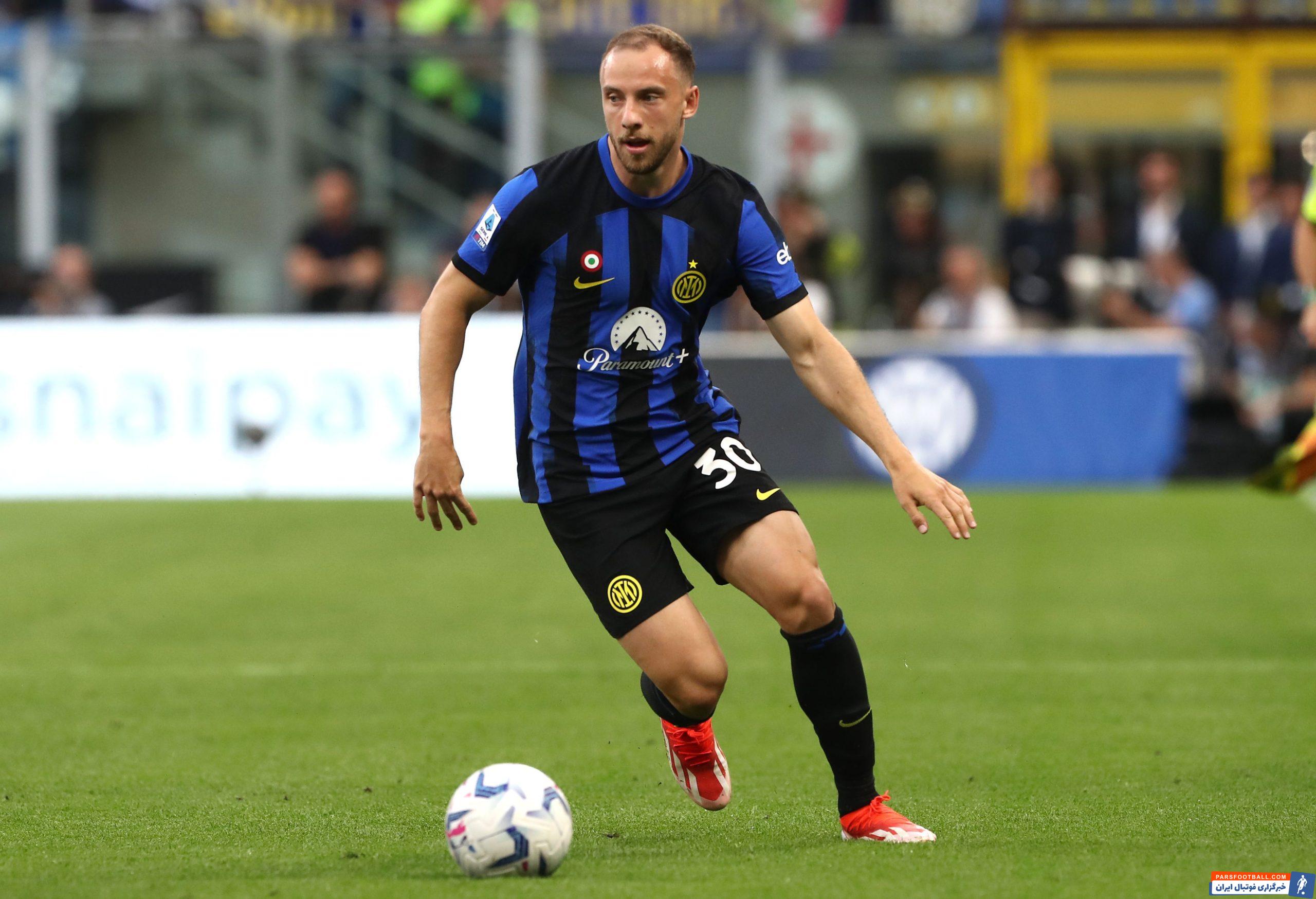 آگوستو ؛ تصویر کارلوس آگوستو با موهای کاشته شده در تمرین اینتر