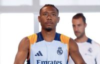 آغار کار با توپ داوید آلابا مدافع رئال مادرید