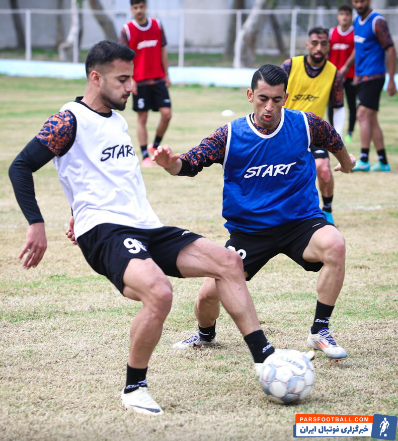الهامی ؛ تمرین بازیکنان نساجی مازندران در ساحل فرح‌آباد برای آمادگی دیدار حذفی 
