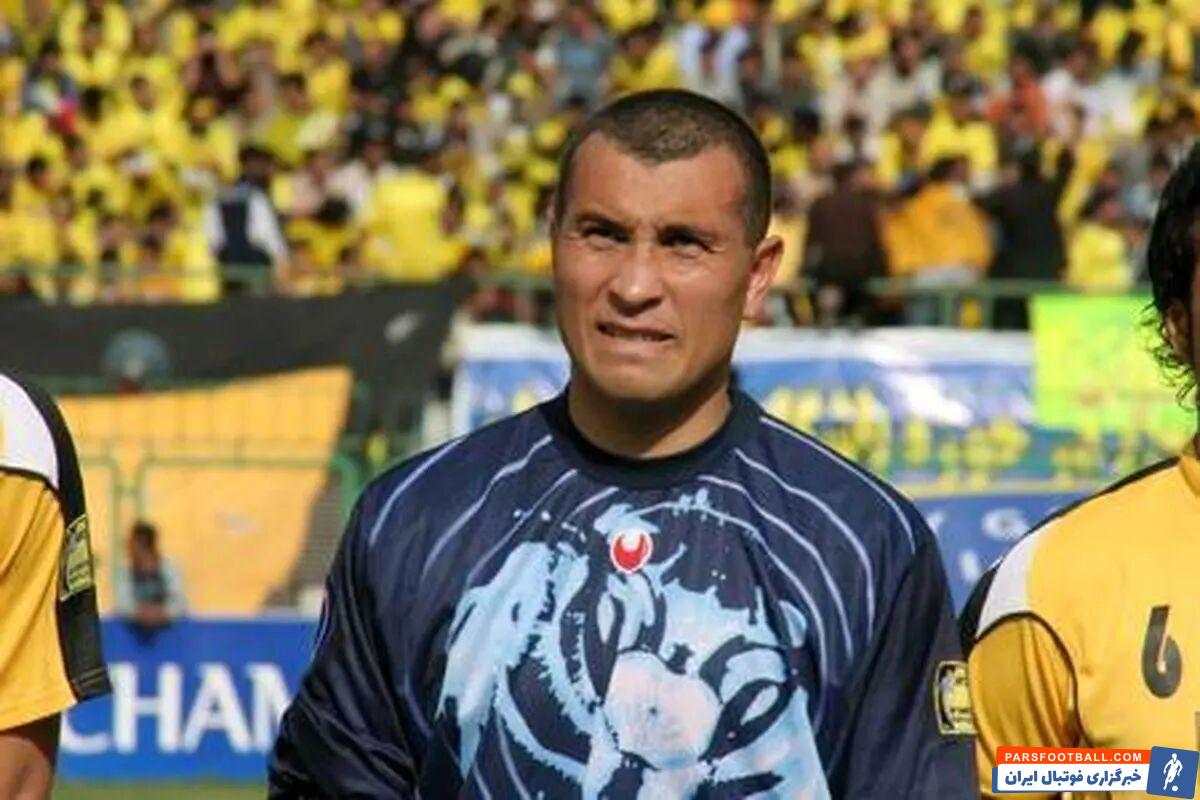 عابدزاده بهتر است یا بیرانوند؟/ آرمناک پطروسیان: عابدزاده خودش تنهایی یک تیم بود!