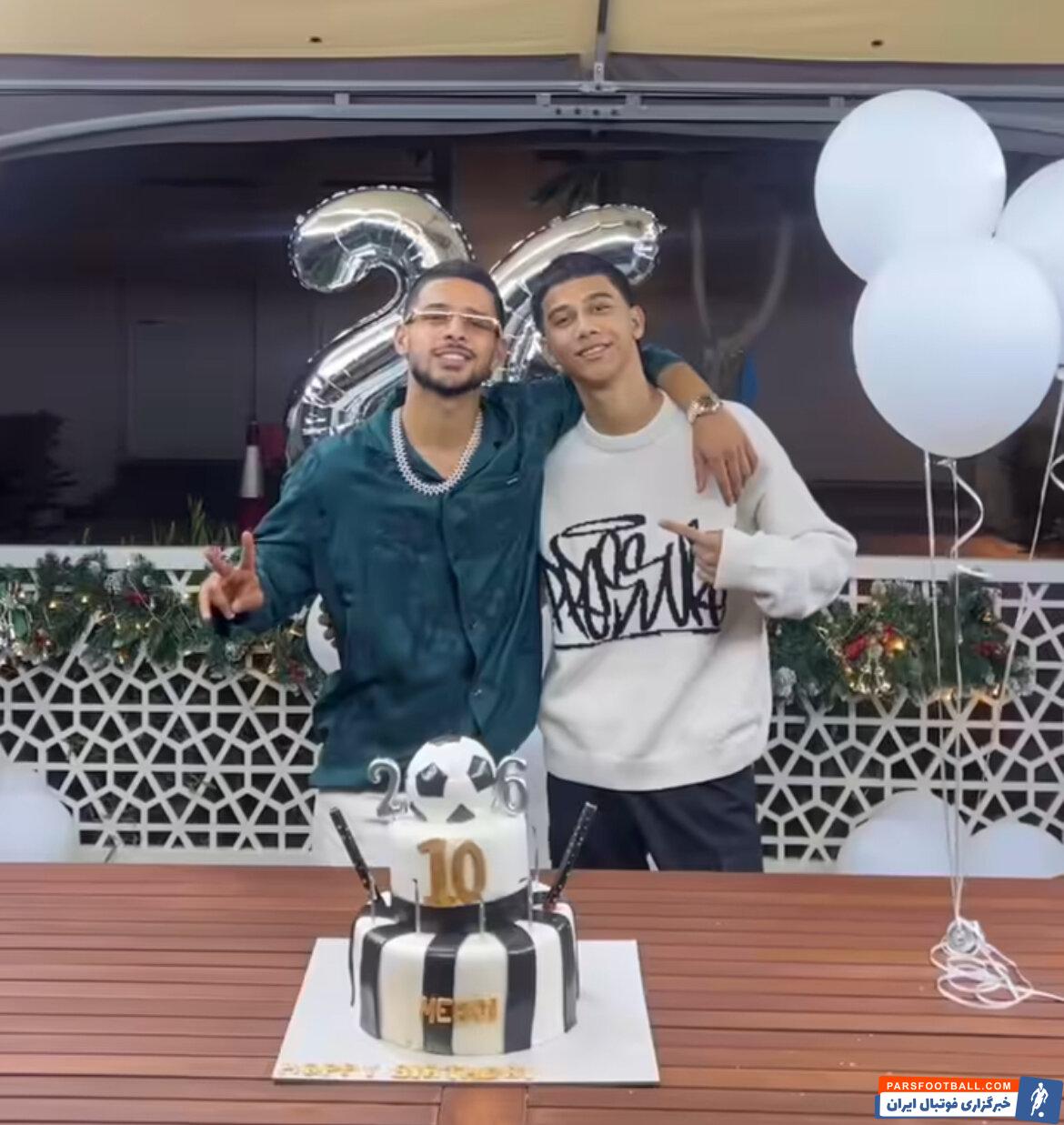 عکس | قایدی و برادرش در جشن تولد؛ شباهت جالب برادر کوچک‌تر به باشو