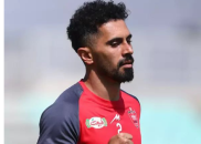 پرسپولیس؛ عیادت رضا درویش مدیرعامل پرسپولیس از امید عالیشاه کاپیتان ارتش سرخ