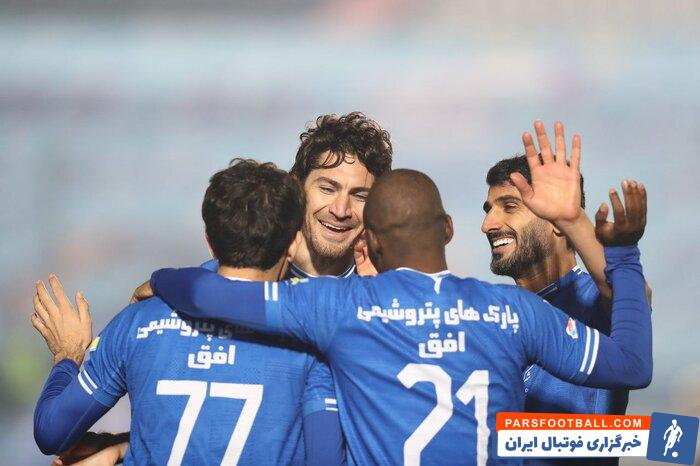 صعود سخت استقلال در جامحذفی و آغاز مدالآوری ایران در وزنهبرداری قهرمانی جهان