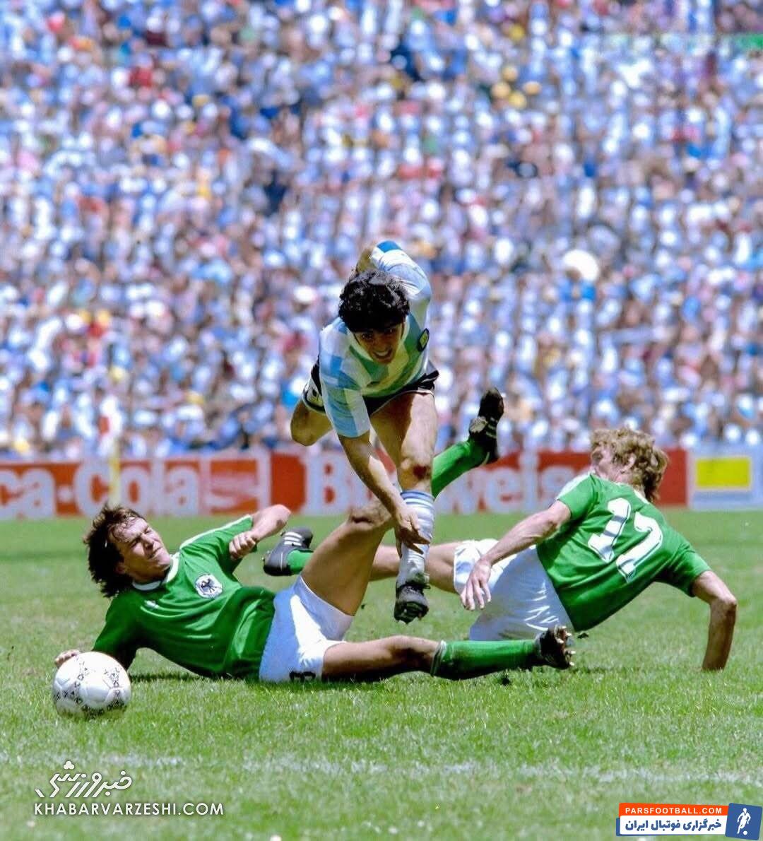 مارادونا در کارتون فوتبالیست‌ها| عکس