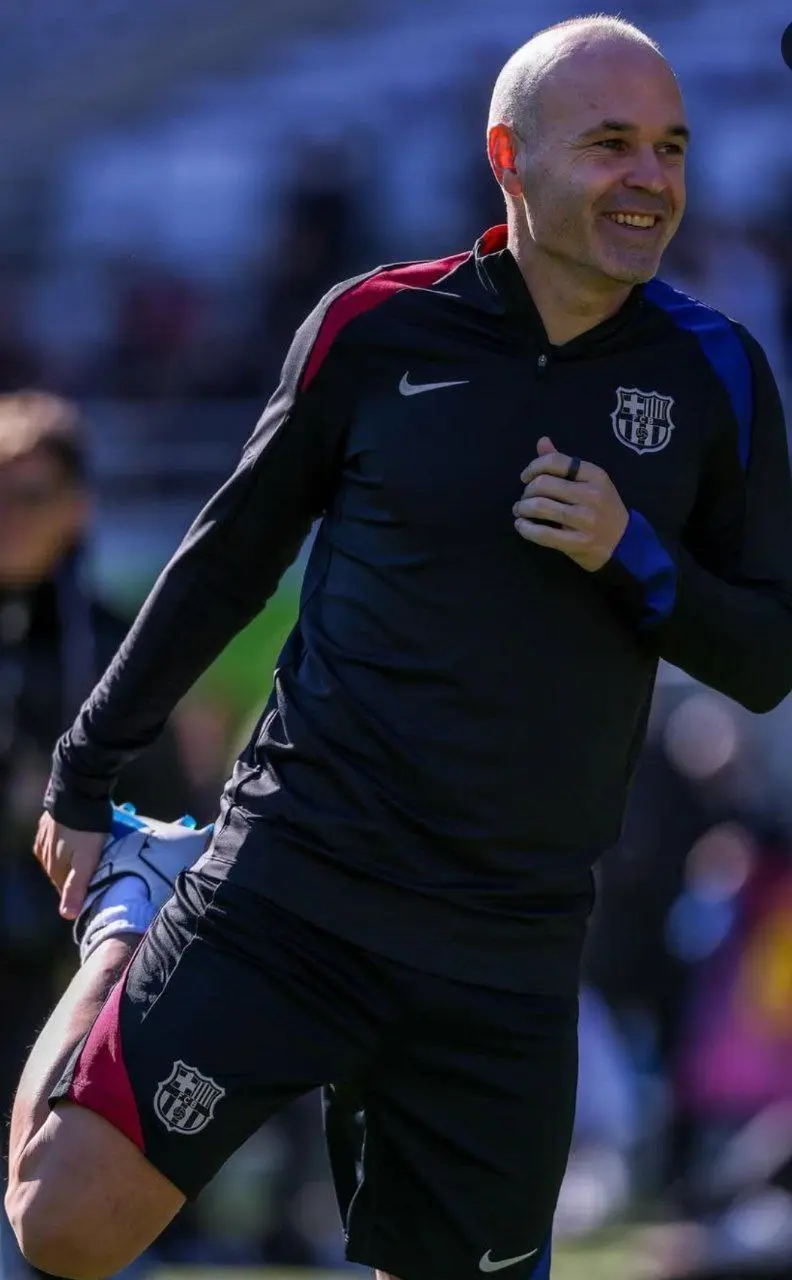 ژاوی و اینیستا هنوز هم جادو میکنند/ پیروزی در دقایق پایانی