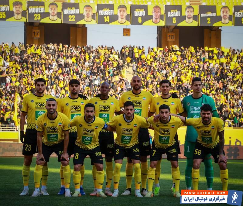 اخراج گولسیانی نفس پرسپولیس را گرفت؛ یکه‌تازی سپاهان با کارترون